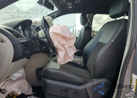 2020 Dodge Grand Caravan Sxt z USA, uszkodzony, nr VIN 2C4RDGCG1LR183769